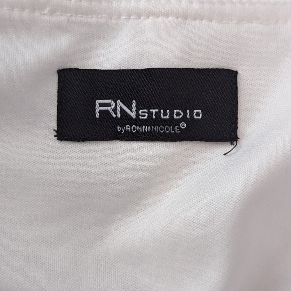 RN Studio White Fit and Flare Sleeveless Dress - Picture 7 of 11